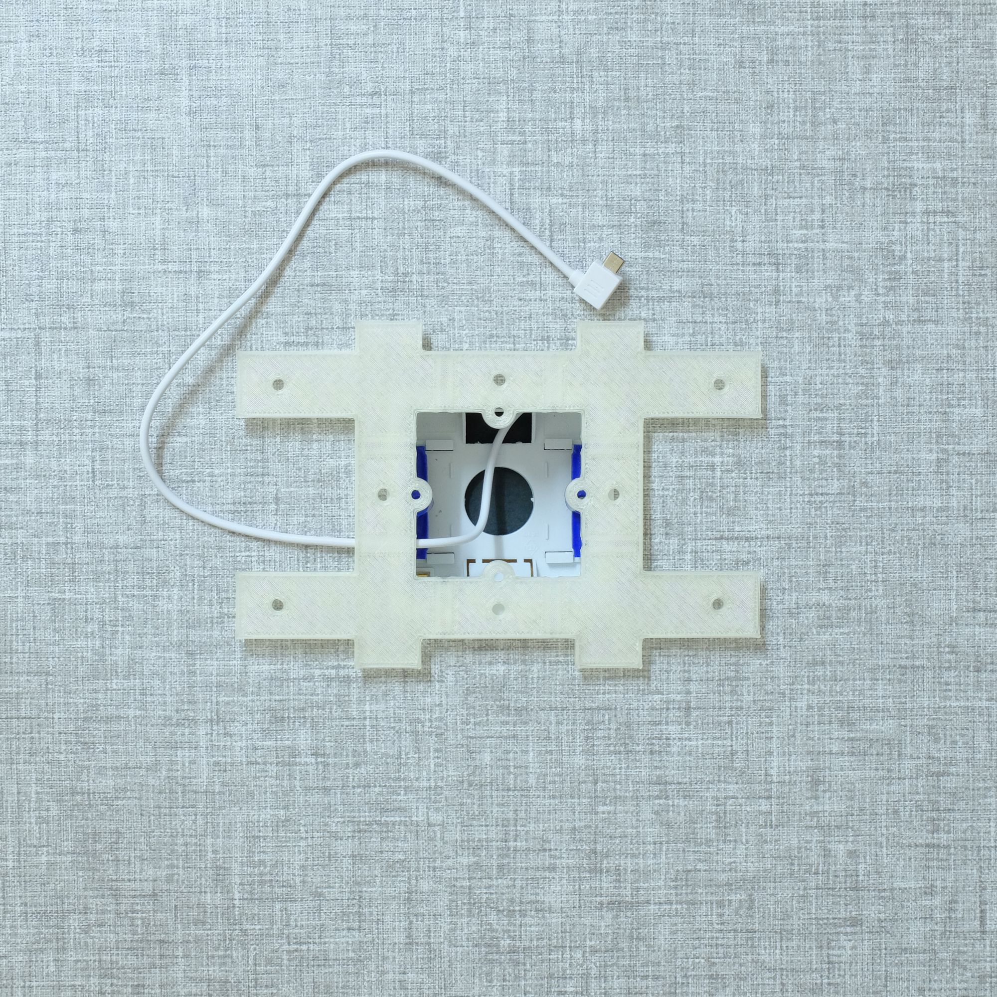 Pryonix ENF Tablet Wall Spacer