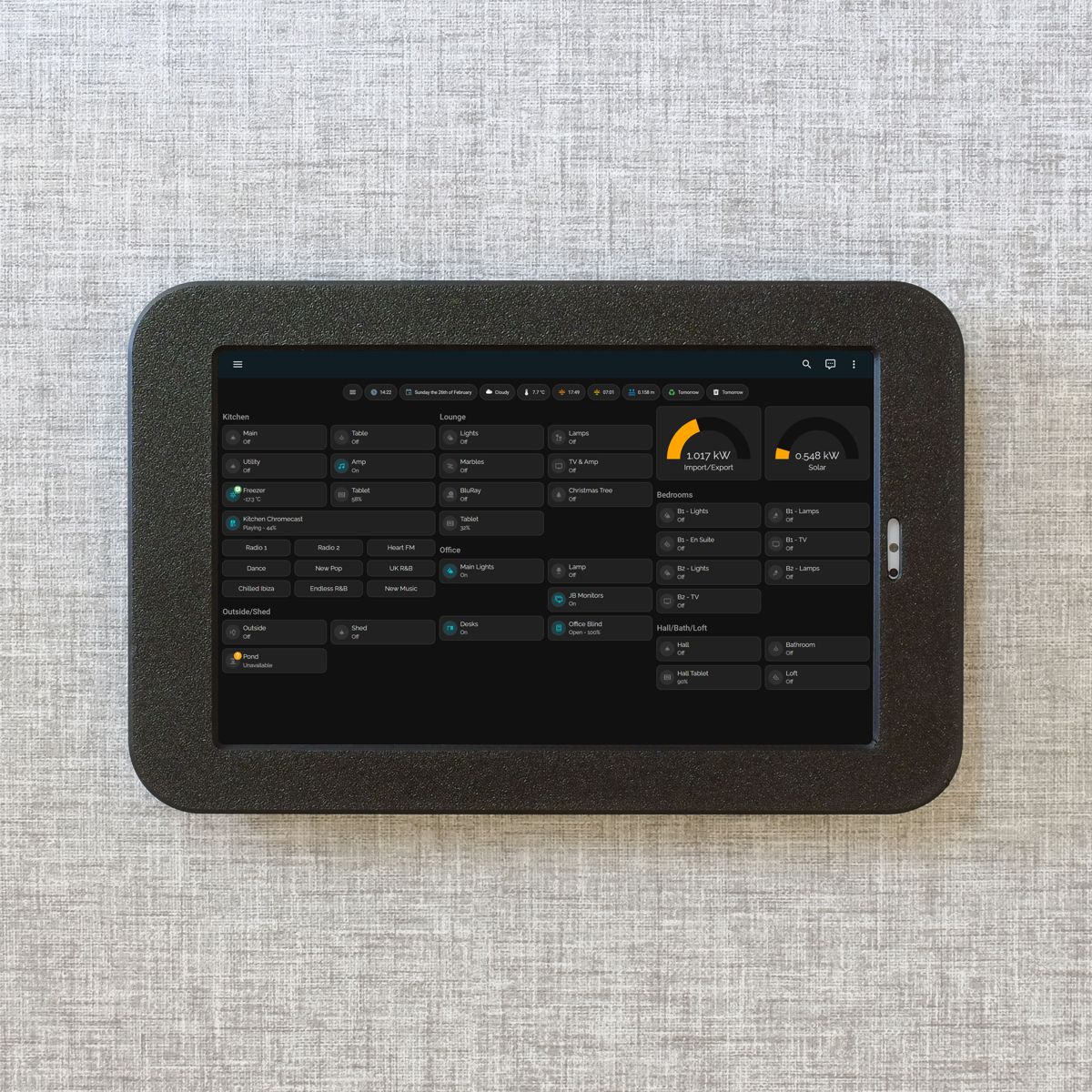 Samsung Galaxy Tab A7 Lite Wall Mount Black - Landscape Orientation