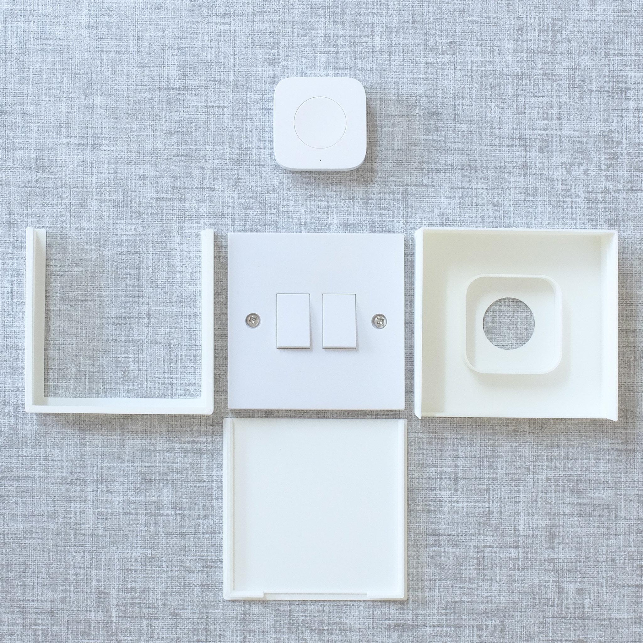 Slide On Aqara Zigbee Button Mount For UK Light Switch - Image 4