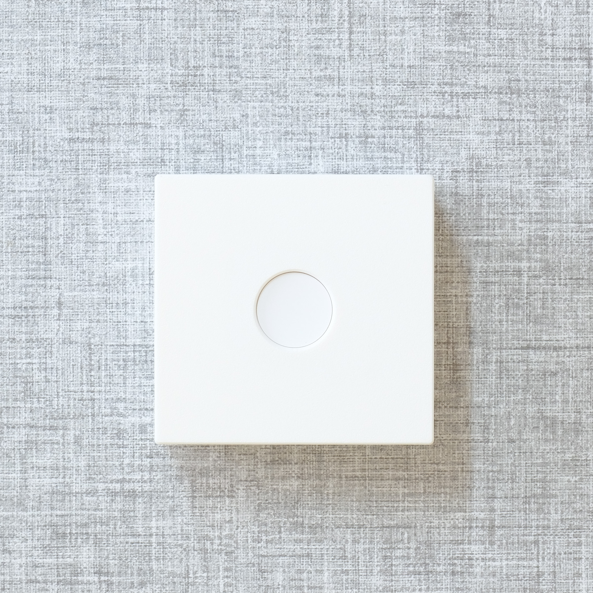 Slide On Aqara Zigbee Button Mount For UK Light Switch - Image 3