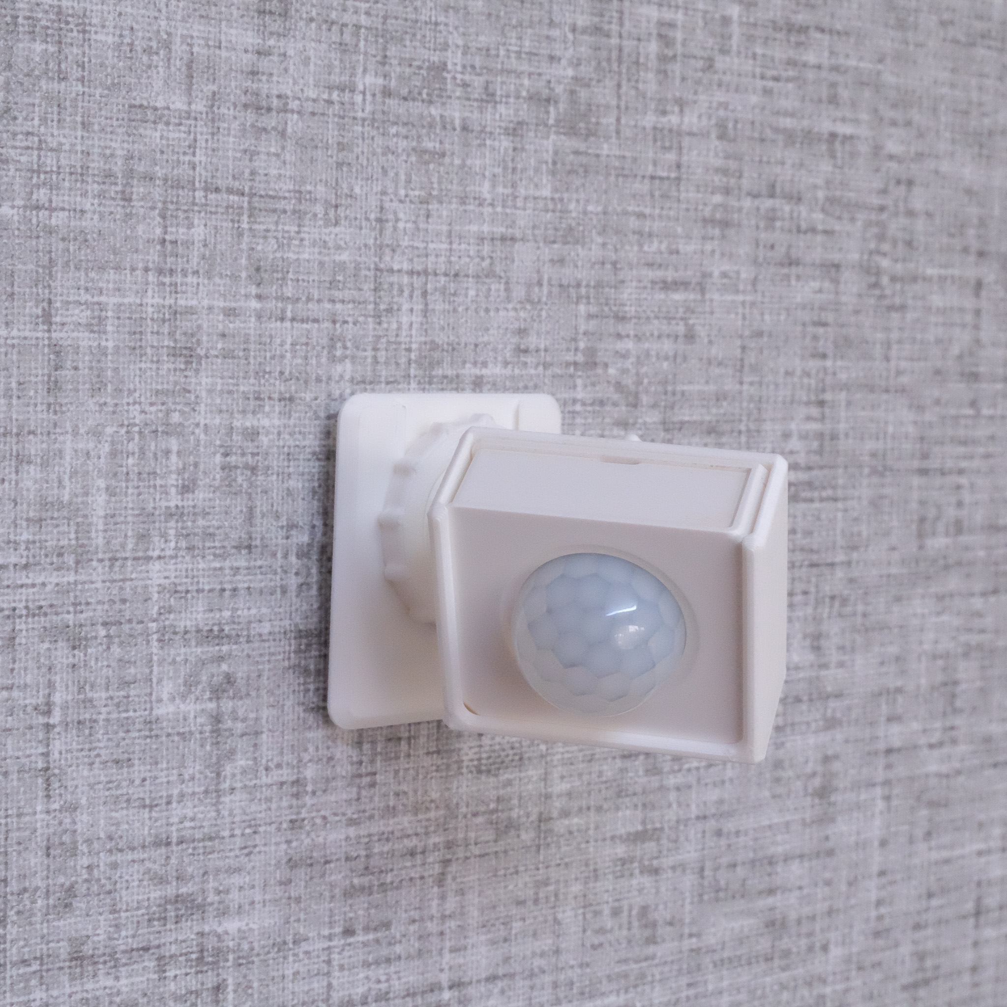 Sonoff SNZB-03 PIR Adjustable QR Mount - Image 7
