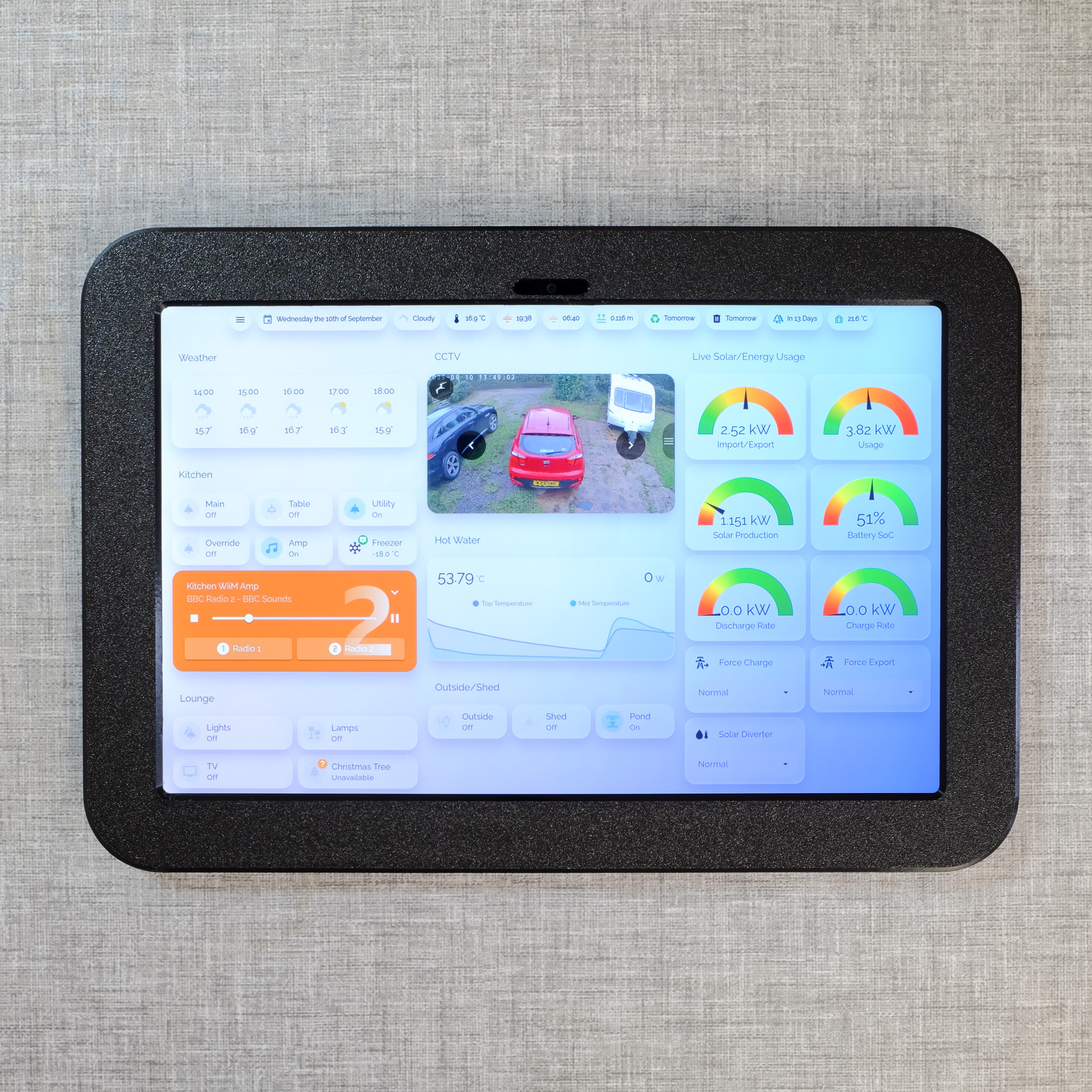 Lenovo Idea Tab 11 inch tablet wall mount - black