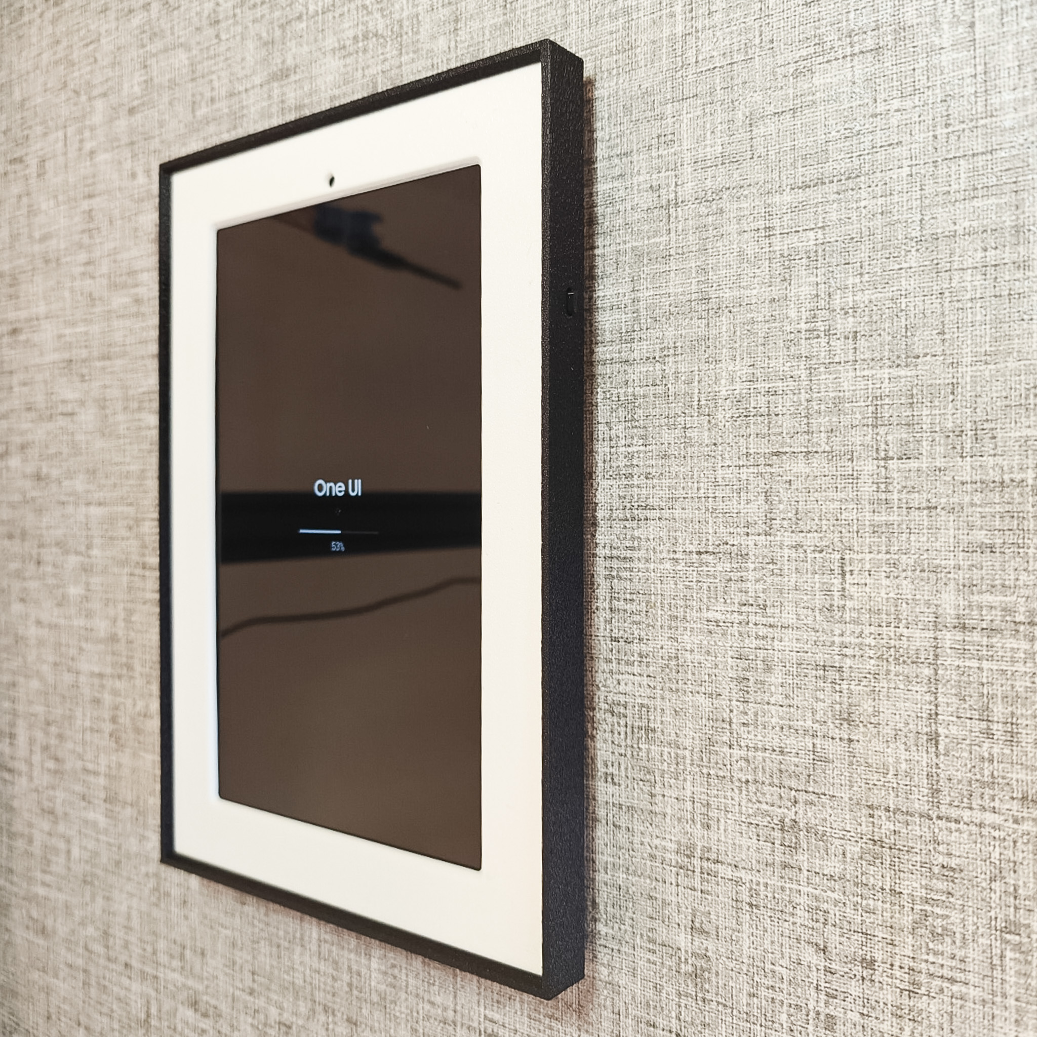 Samsung Galaxy Tab A9 8.7 inch Picture Frame Wall Mount - Side View