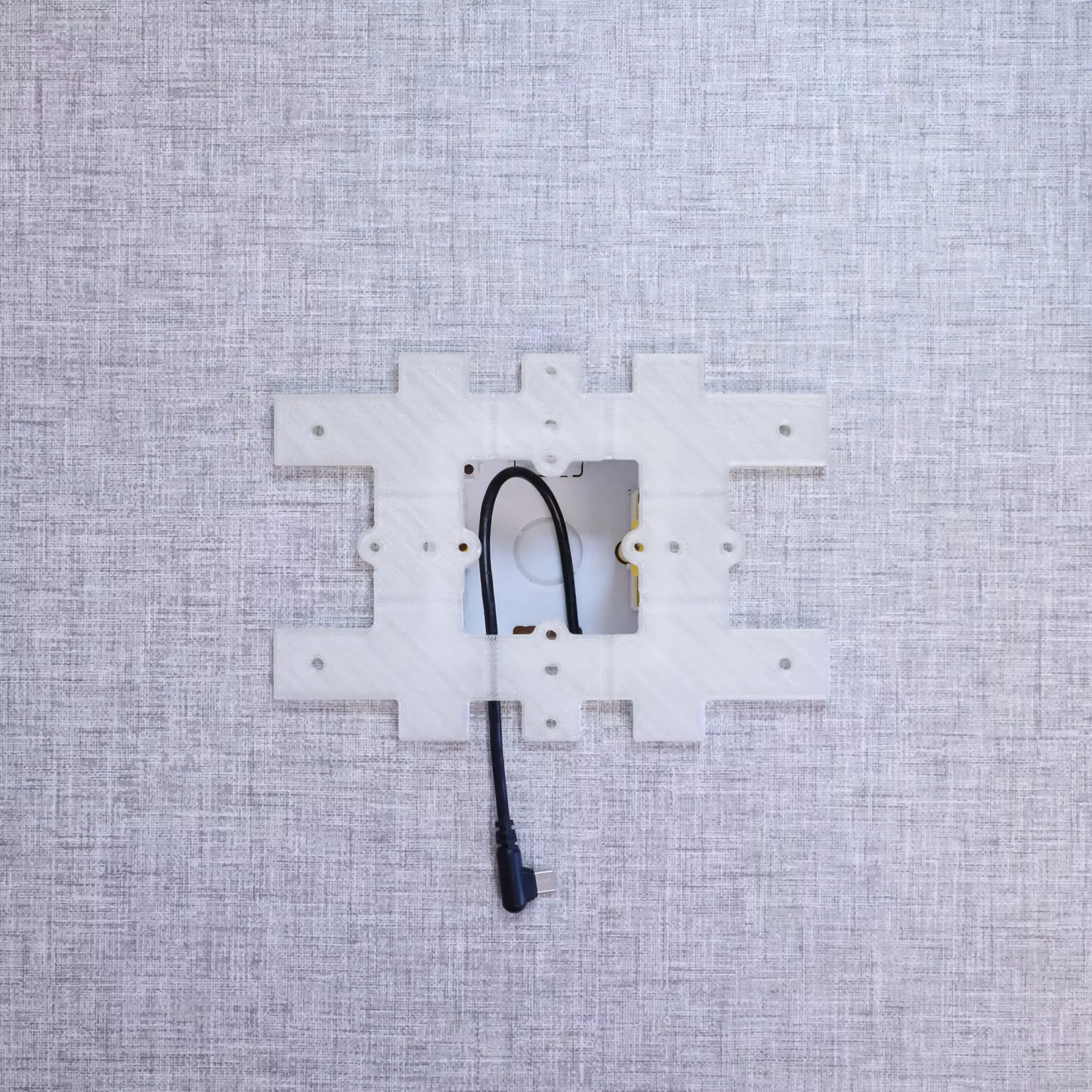 Lenovo Idea Tab Plus tablet mount wall spacer.